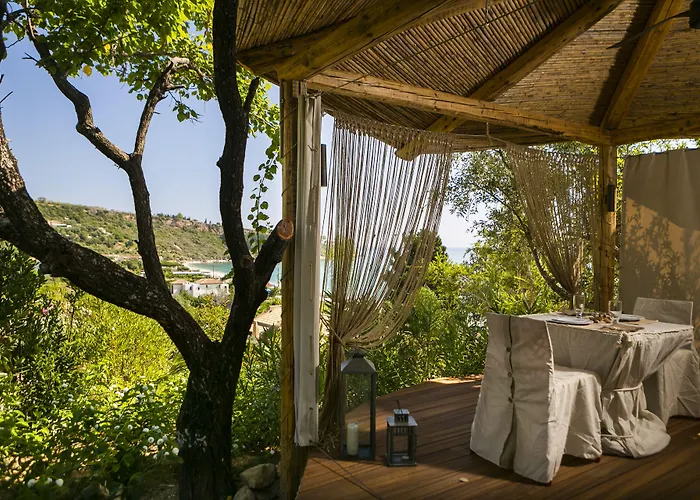 F Zeen Kefalonia (Adults Only)